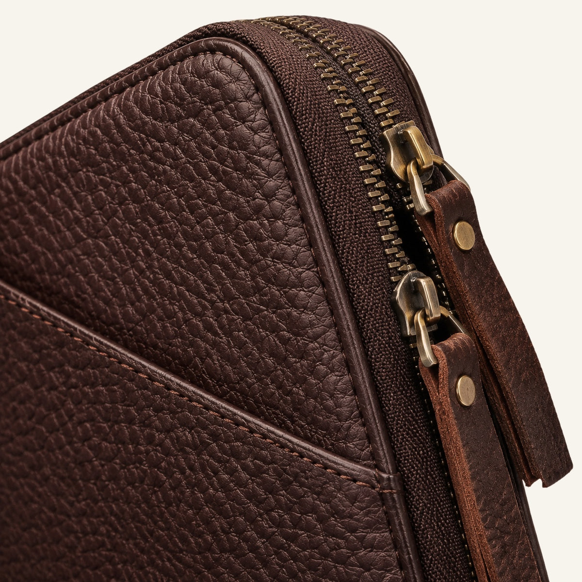 NOMAD™ — Leather Tech Organizer