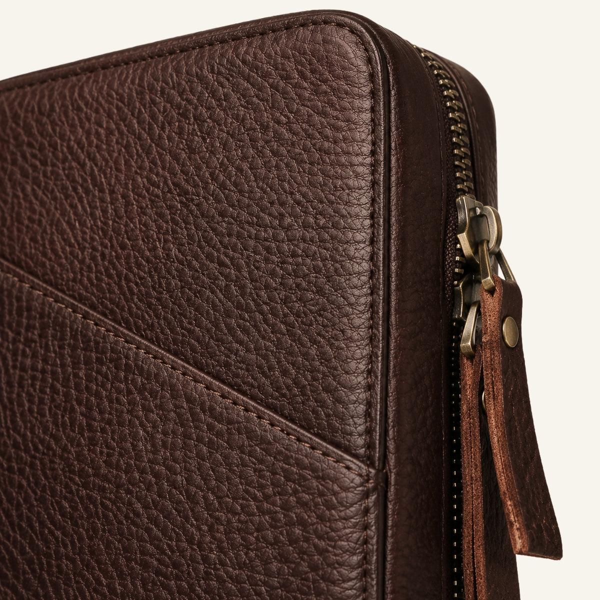 NOMAD™ — Leather Tech Organizer